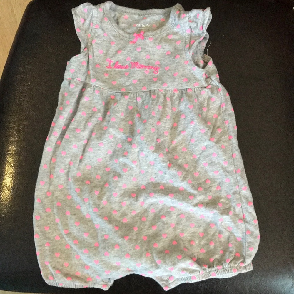 Carters “I love mommy” romper 6 months